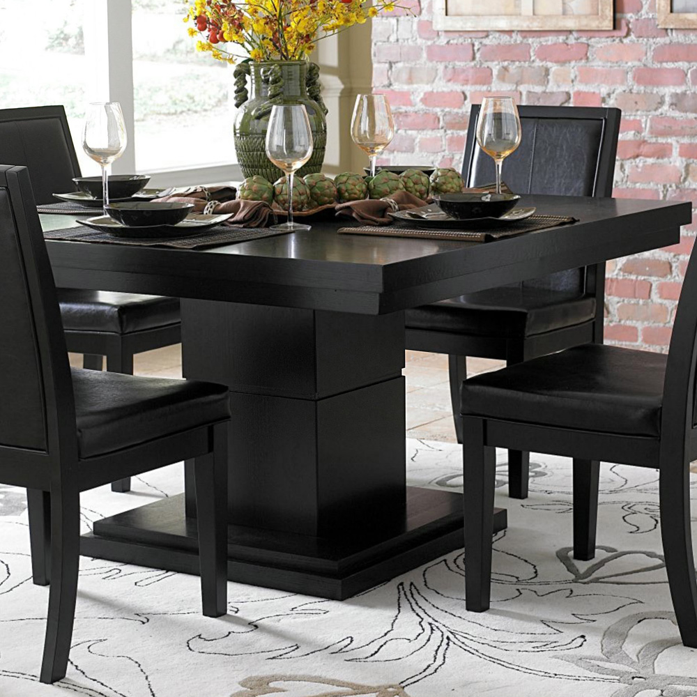 Why You Should Try Having A Black Dining Room • DIY House Decor